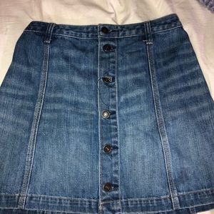 Aerocrobie Jean button up skirt